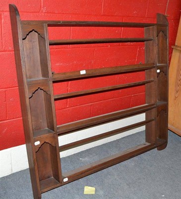 Lot 531 - A 19th century oak plate rack