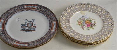 Lot 62 - A pair of Gildea & Walker 'Etruscan Vases' plates and a set of four Minton dessert plates (6)