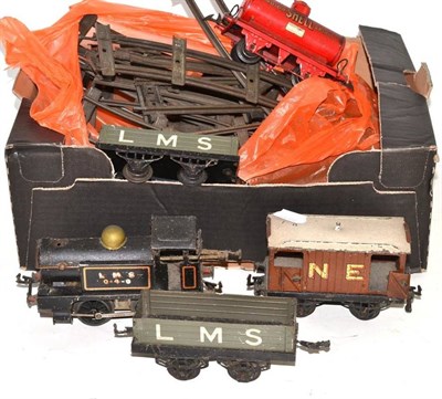 Lot 168 - Collection of Hornby trains and track