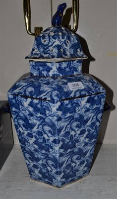 Lot 308 - A large blue and white ironstone type pot pourri vase and cover