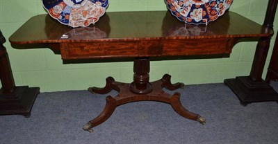 Lot 487 - A mahogany sofa table