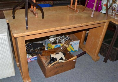 Lot 565 - A pair of light oak console tables