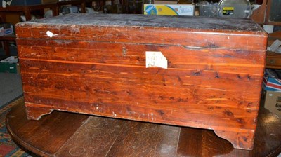 Lot 576 - Blanket box