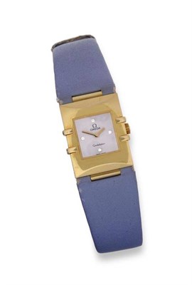 Lot 298 - A Lady's 18ct Gold Wristwatch, signed Omega, Constellation, circa 2000, quartz movement,...