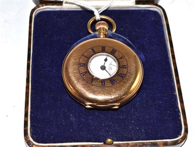 Lot 309 - A 9ct gold half hunter pocket watch, signed Vertex