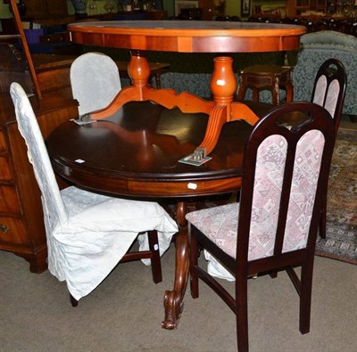 Lot 452 - William IV style breakfast table with cluster column, four reproduction dining chairs and a yewwood