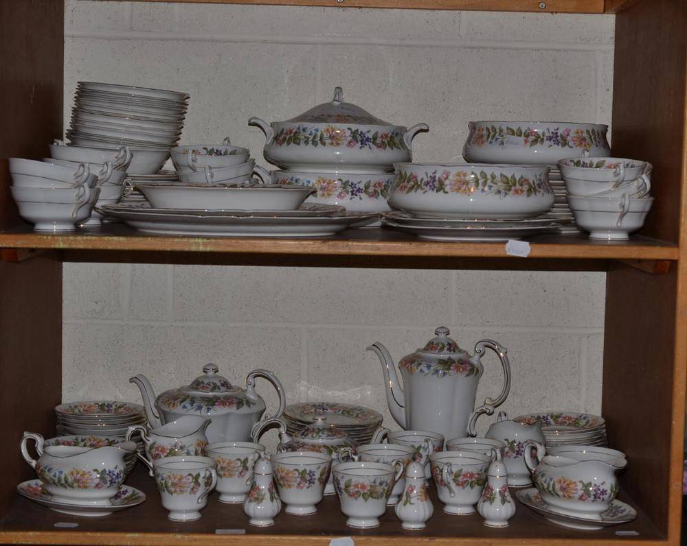 Lot 191 - Paragon Country Lane tea and dinner service