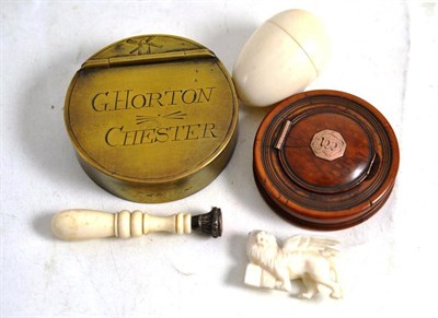 Lot 212 - 18th century brass snuff box inscribed 'G Horton' Chester, a treen box with Lancastrian coin...