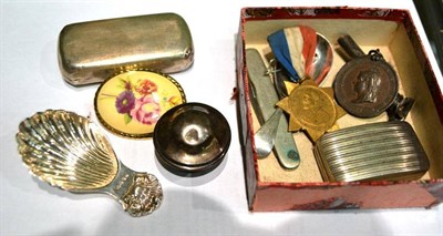 Lot 251 - A collection of assorted small silver including a snuff box with hinged lid, another with...