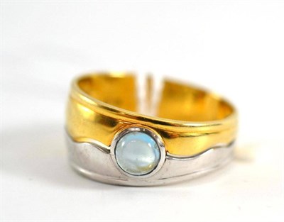 Lot 27 - A two colour ring