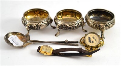 Lot 37 - A lady's wristwatch (case stamped 18k 0.750), three silver salts, novelty golfing spoon and a...