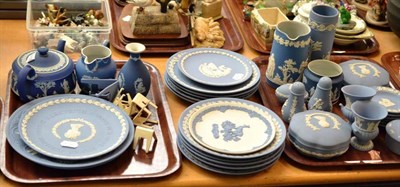 Lot 83 - A collection of Wedgwood blue jasper including a set of ten Christmas plates 1970-1979, a Tenth...