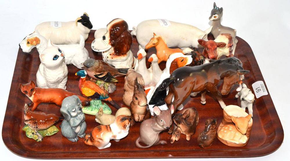 Lot 91 - A tray of mainly Beswick animal figures including white sow, dogs, sheep, fox etc