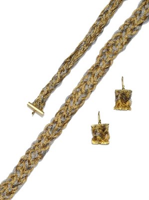 Lot 423 - A Suite of Jewellery, including a necklace, bracelet and a pair of earrings, of fine white and...