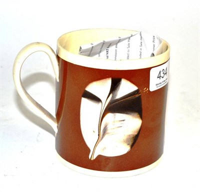 Lot 434 - Mocha tobacco leaf mug