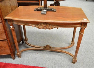 Lot 683 - A 19th century walnut Continental side table