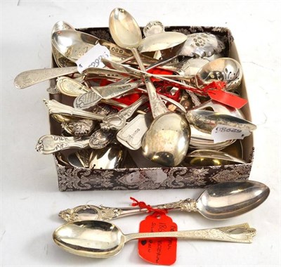 Lot 162 - A quantity of silver spoons