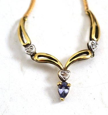 Lot 267 - A 9ct gold tanzanite and diamond necklace