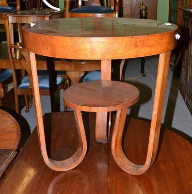 Lot 380 - An Art Deco walnut occasional table