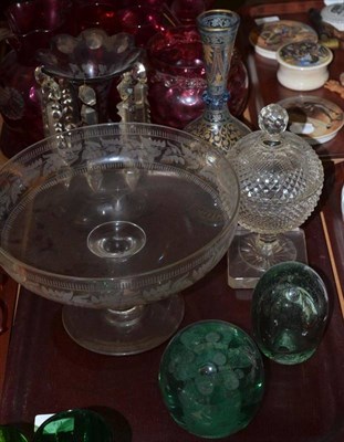 Lot 19 - A tray of glass including two Victorian green glass dumps, Continental blue glass and gilt...