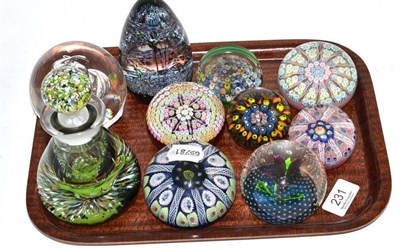 Lot 231 - Assorted glass paperweights including Strathearn, Caithness etc