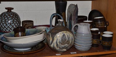 Lot 250 - Assorted Denby coffee service and dinner wares; and a quantity of decorative studio pottery