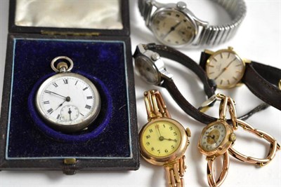 Lot 287 - Two 9ct gold watches, an Omega wristwatch, a Zenith wristwatch etc (6)