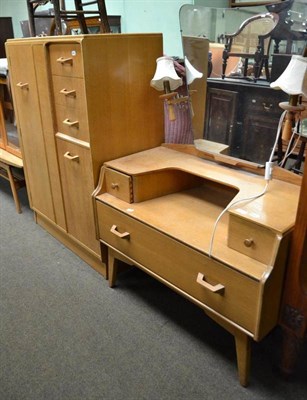 Lot 472 - G' plan three piece bedroom suite