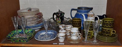 Lot 266A - A Jasperware jug with plated mount (a.f.), two decorative Spode dishes, pink ground dessert plates