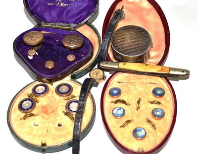 Lot 85 - Three part cased sets of buttons, a watch, a fruit knife and a silver box