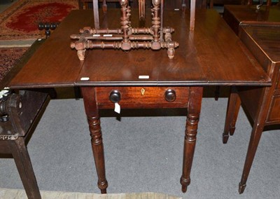 Lot 609 - Victorian mahogany Pembroke table