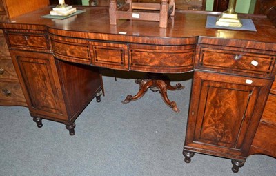 Lot 622 - A 19th century mahogany breakfronted sideboard