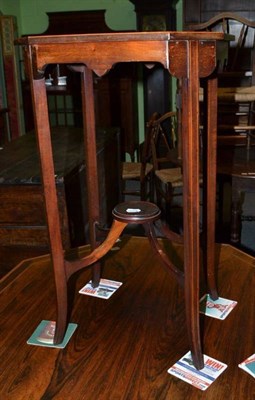 Lot 674 - An Edwardian mahogany inlaid side table