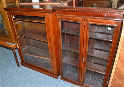 Lot 774 - Small mahogany bookcase top, reproduction mahogany glazed cabinet and an oak glazed cabinet...