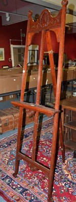 Lot 806 - An Edwardian easel stand