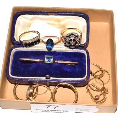 Lot 77 - A 9ct gold stone-set ring, a sapphire and diamond cluster ring, a brooch stamped '9ct', etc