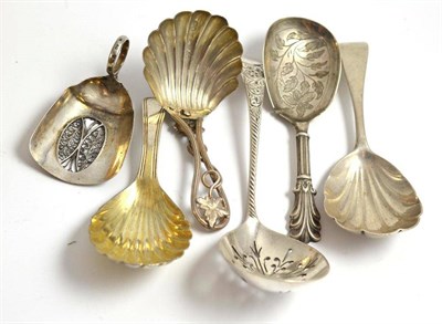 Lot 102 - Six assorted caddy spoons