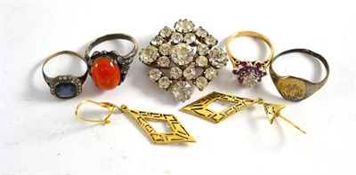 Lot 238 - A 9ct gold dress ring, a pair of yellow metal earrings, two rings and a brooch