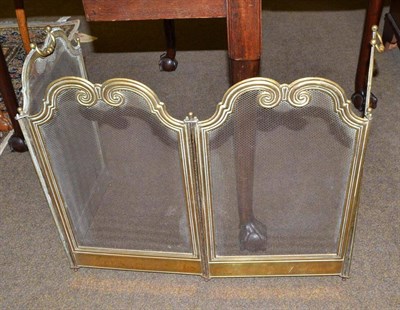 Lot 579 - 19th century brass folding spark guard