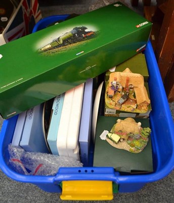 Lot 751 - Thirteen Lilliput Lane models, seven collector's plates and a Corgi 'Flying Scotsman'