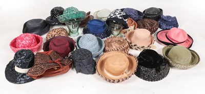 Lot 2130 - Circa 1940/50s Ladies' Hats, comprising six Hi-...