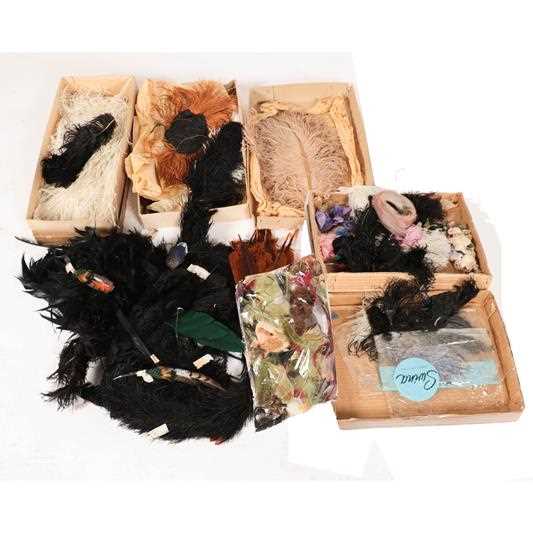 Lot 2133 - Assorted Early 20th Century Millinery Feathers,...