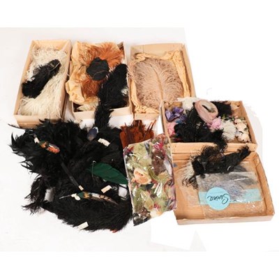 Lot 2133 - Assorted Early 20th Century Millinery Feathers,...