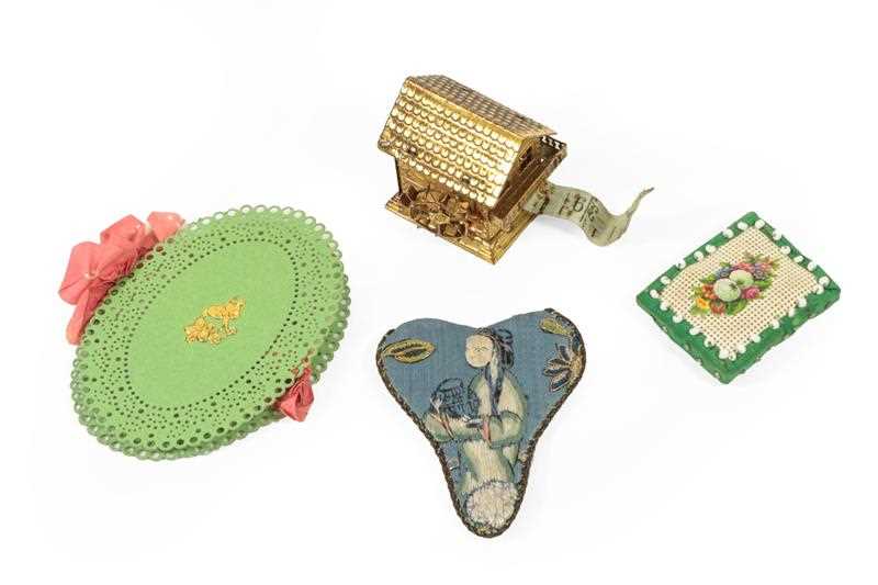 Lot 2030 - Assorted Sewing Accessories, comprising a gilt...