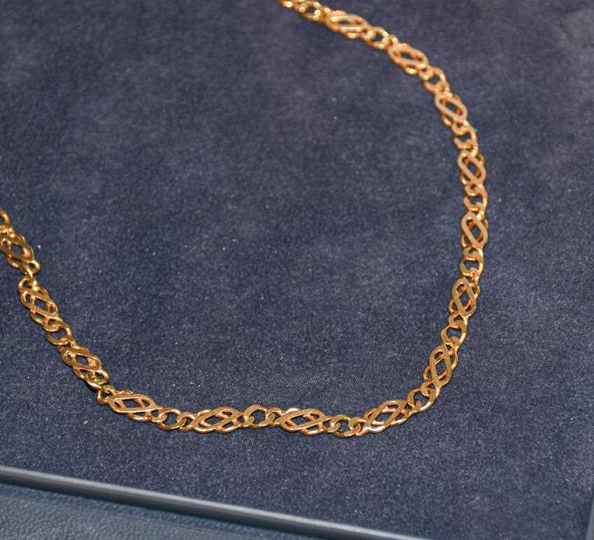 Lot 170 - A 9 carat gold Celtic necklace, length 46cm