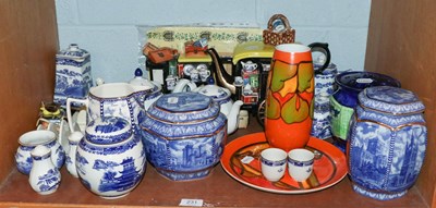 Lot 231 - A quantity of Ringtons advertising pottery...