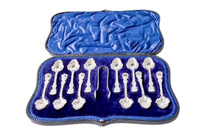 Lot 368 - A collection of assorted silver, including: a...