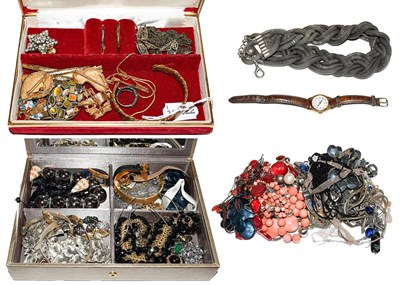 Lot 416 - A quantity of costume jewellery including...