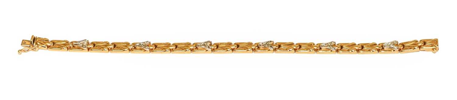 Lot 89 - A diamond bracelet, stamped '14K', length 19cm