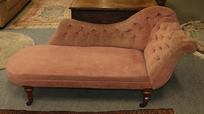 Lot 1381 - A small buttoned Victorian chaise longue,...